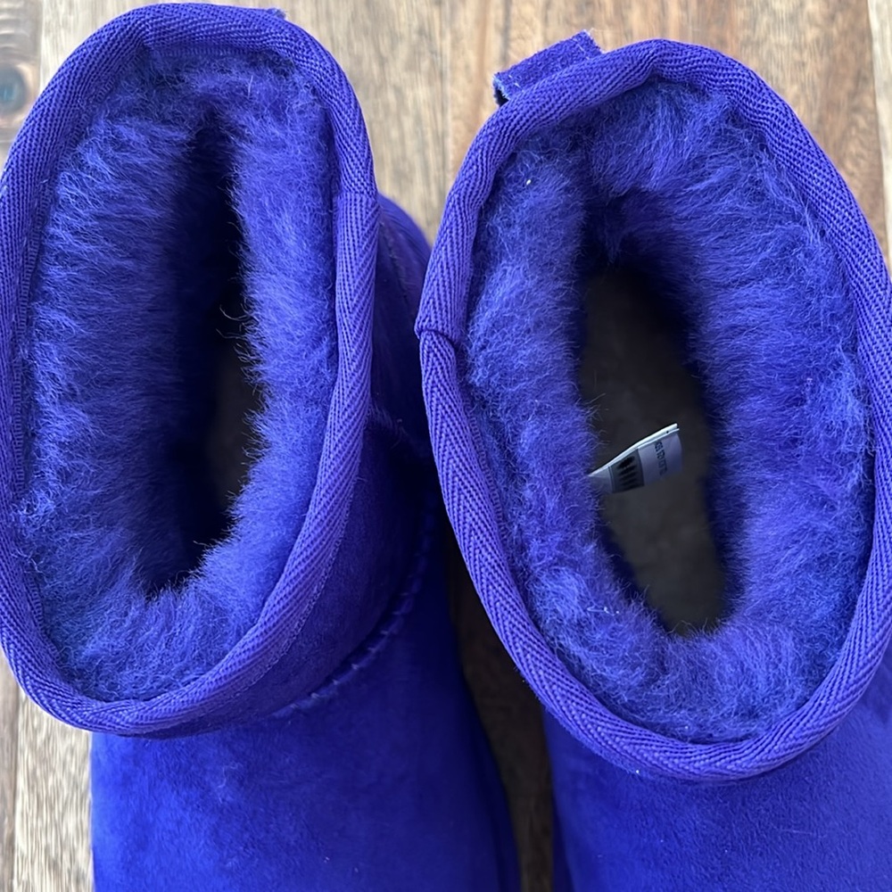Purple Uggs - Picture 2 of 3